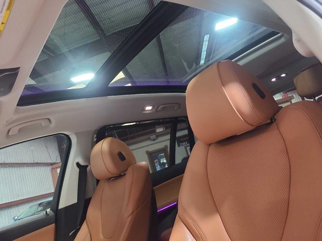 BMW X7 xDrive40i Sports Activity Vehicle 2021