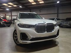 2021 BMW X7 