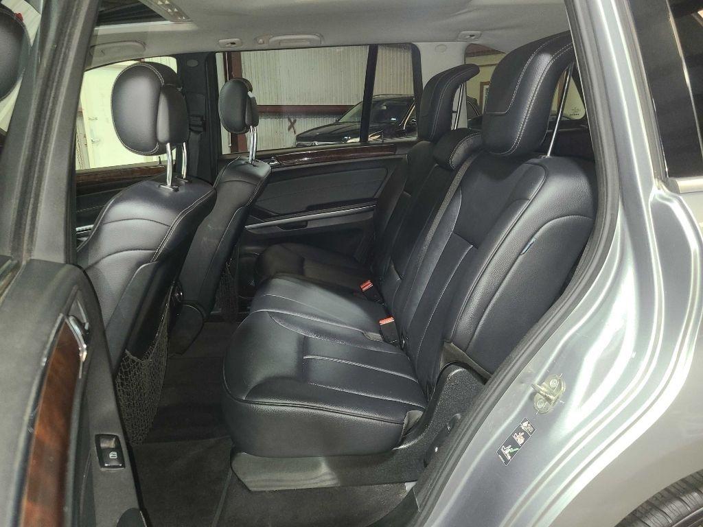 Mercedes-Benz GL-Class 4MATIC 4dr GL 450 2011