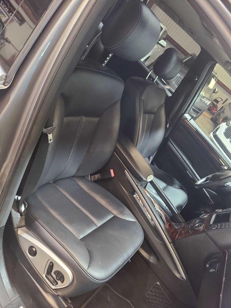 Mercedes-Benz GL-Class 4MATIC 4dr GL 450 2011