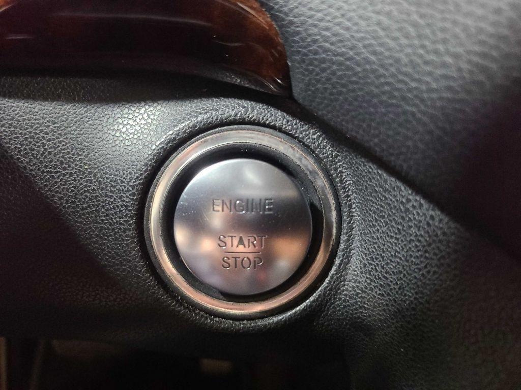 Mercedes-Benz GL-Class 4MATIC 4dr GL 450 2011