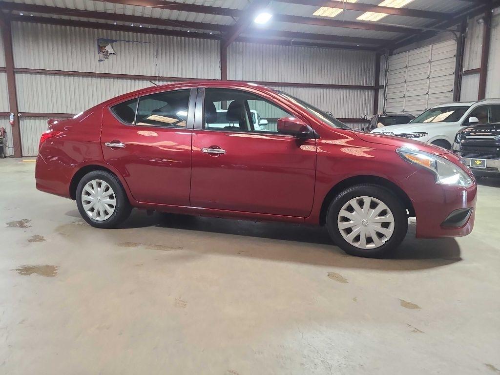 Nissan Versa Sedan SV CVT 2018