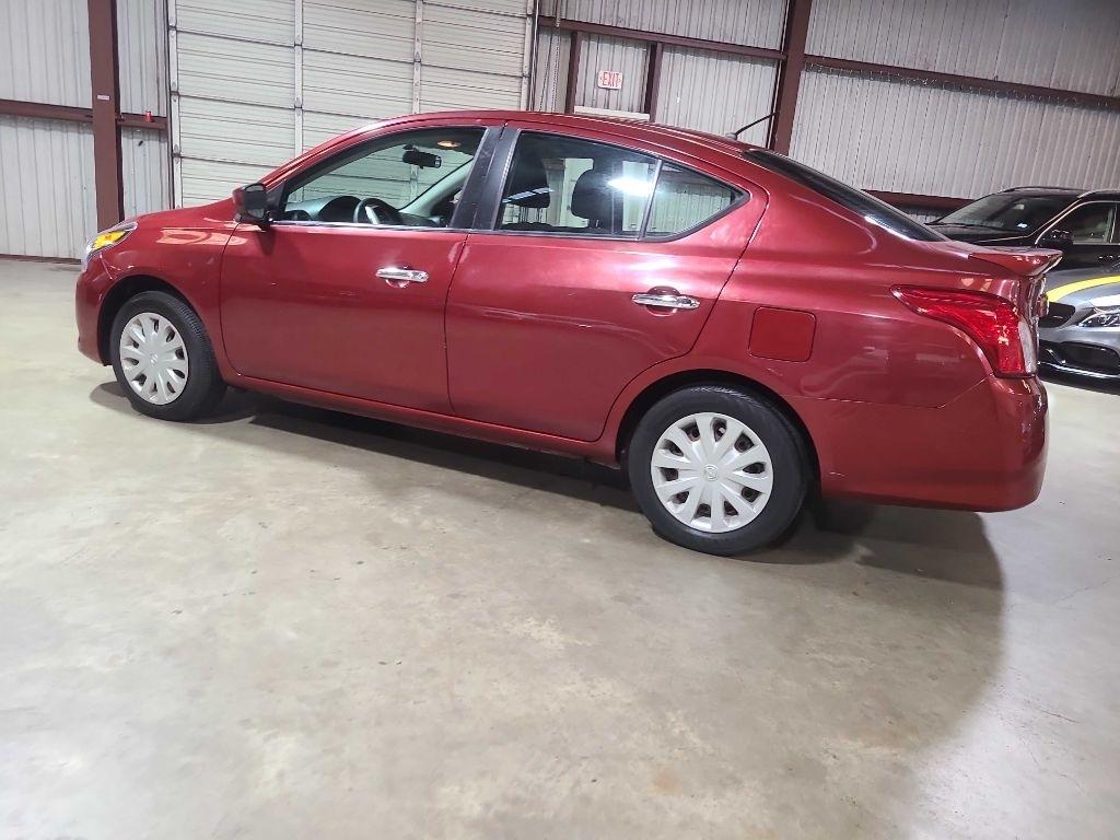 Nissan Versa Sedan SV CVT 2018