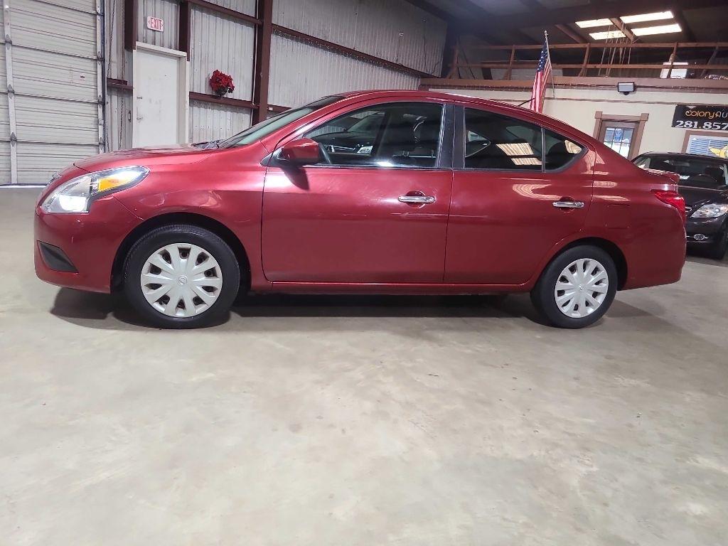 Nissan Versa Sedan SV CVT 2018