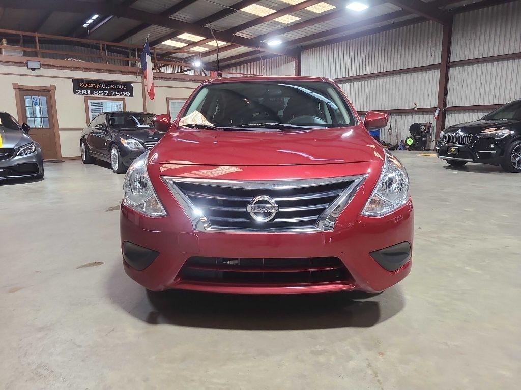 Nissan Versa Sedan SV CVT 2018