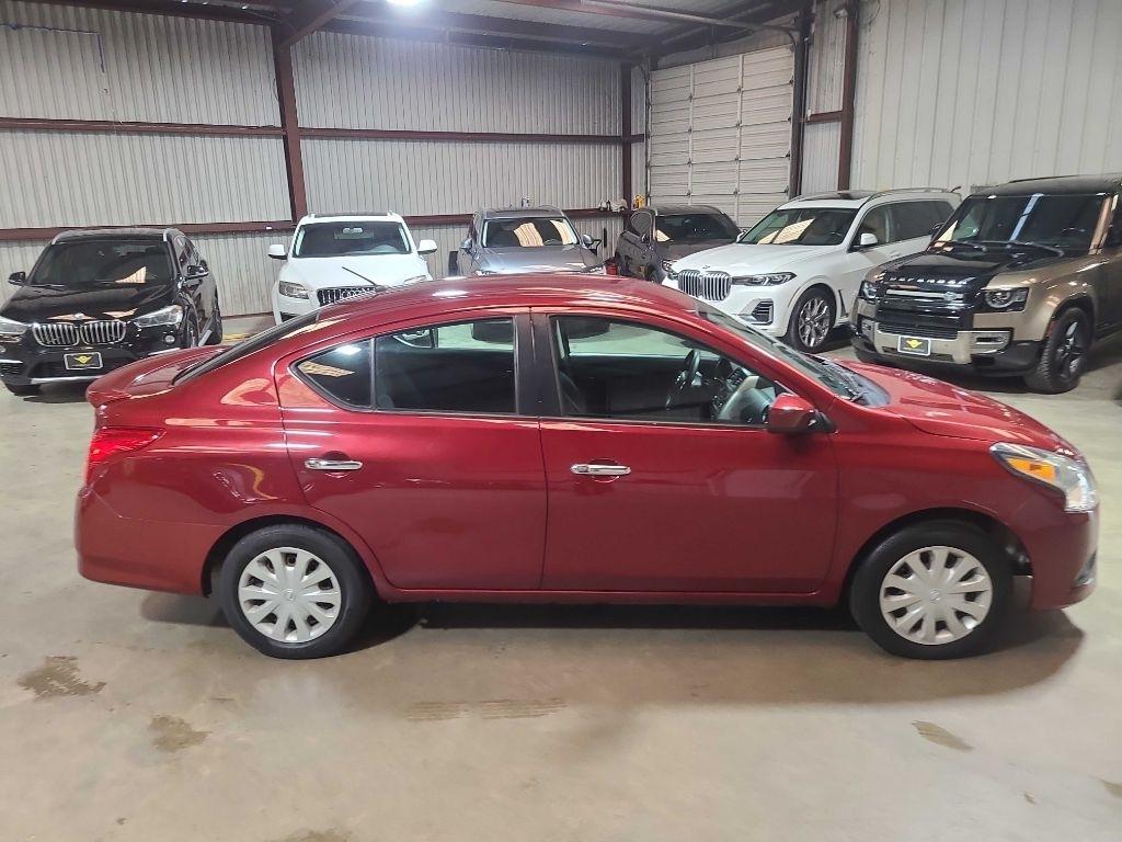Nissan Versa Sedan SV CVT 2018
