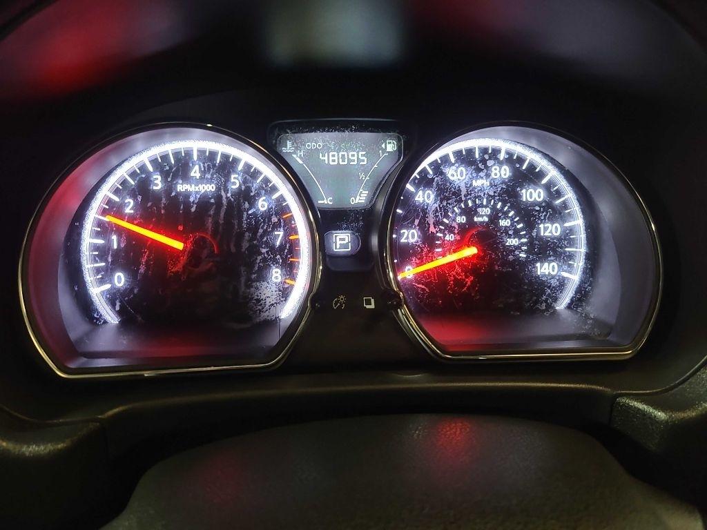 Nissan Versa Sedan SV CVT 2018