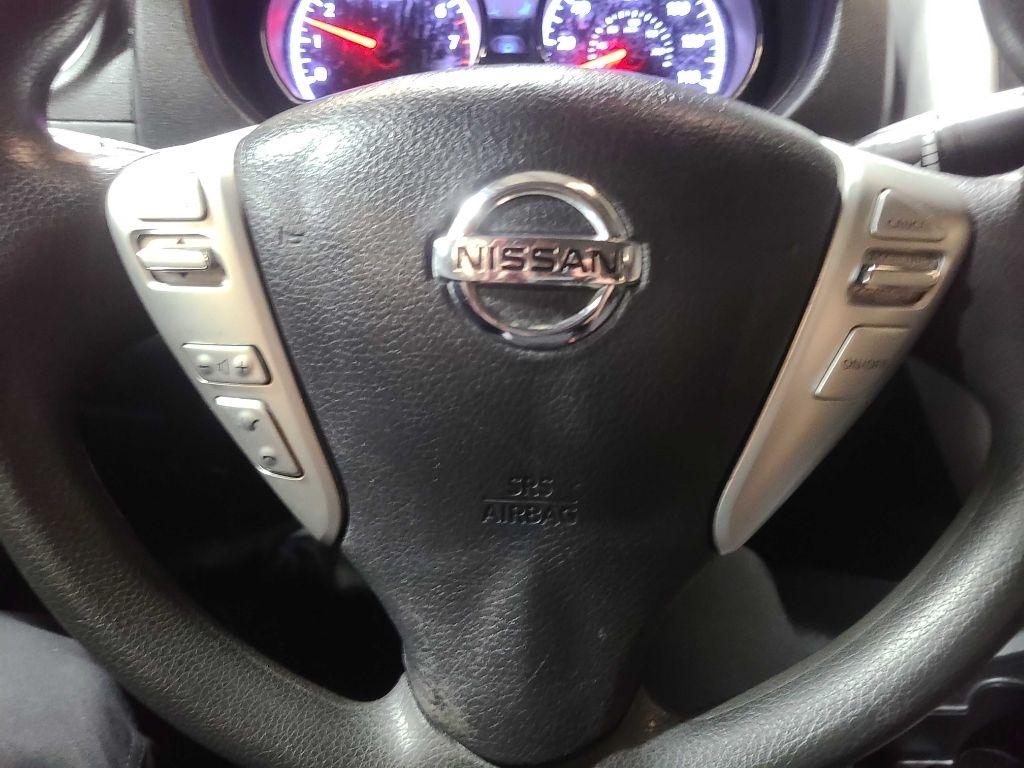 Nissan Versa Sedan SV CVT 2018