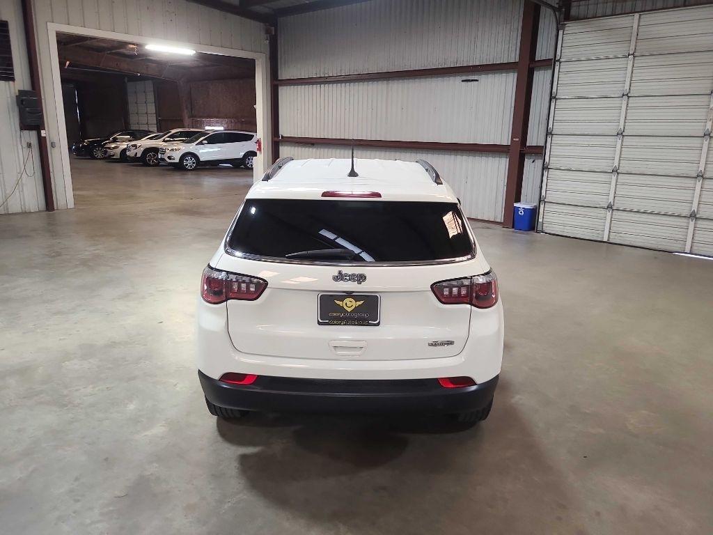 Jeep Compass Latitude FWD 2020