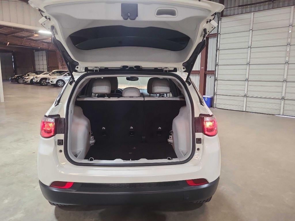 Jeep Compass Latitude FWD 2020