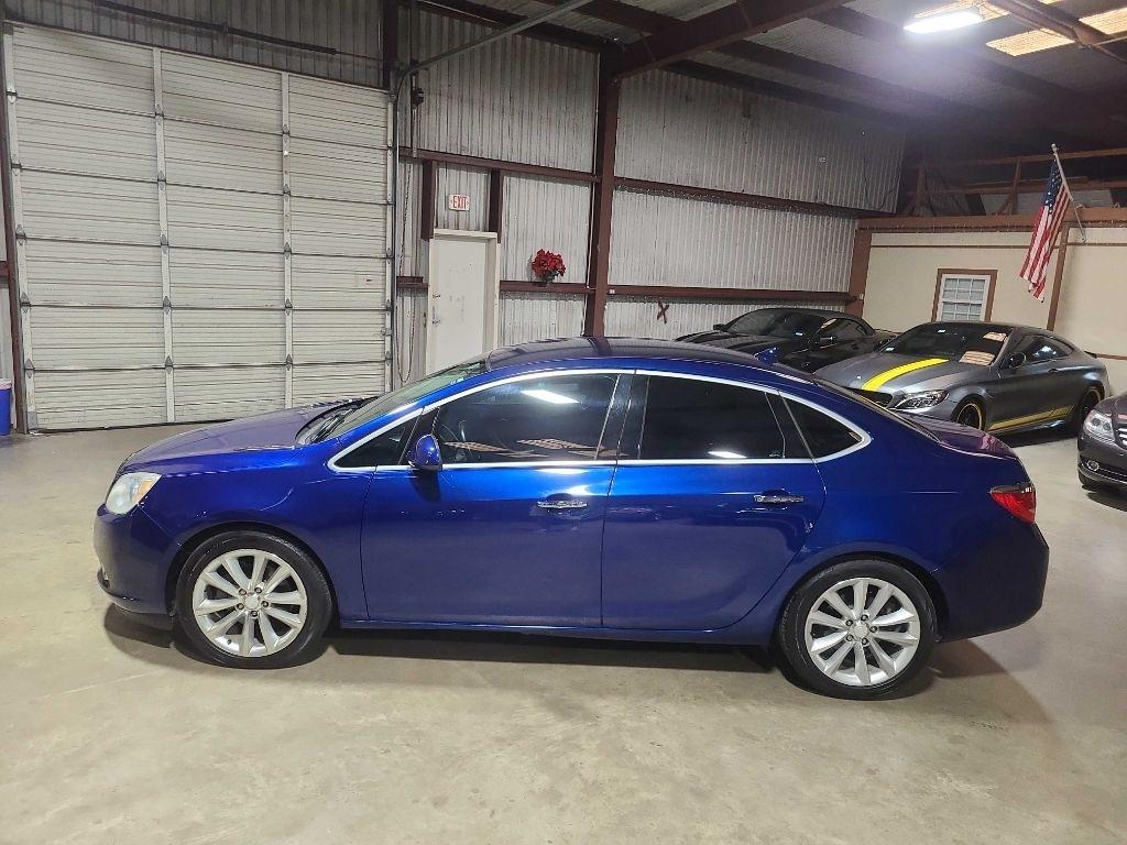 Buick Verano 4dr Sdn Leather Group 2014