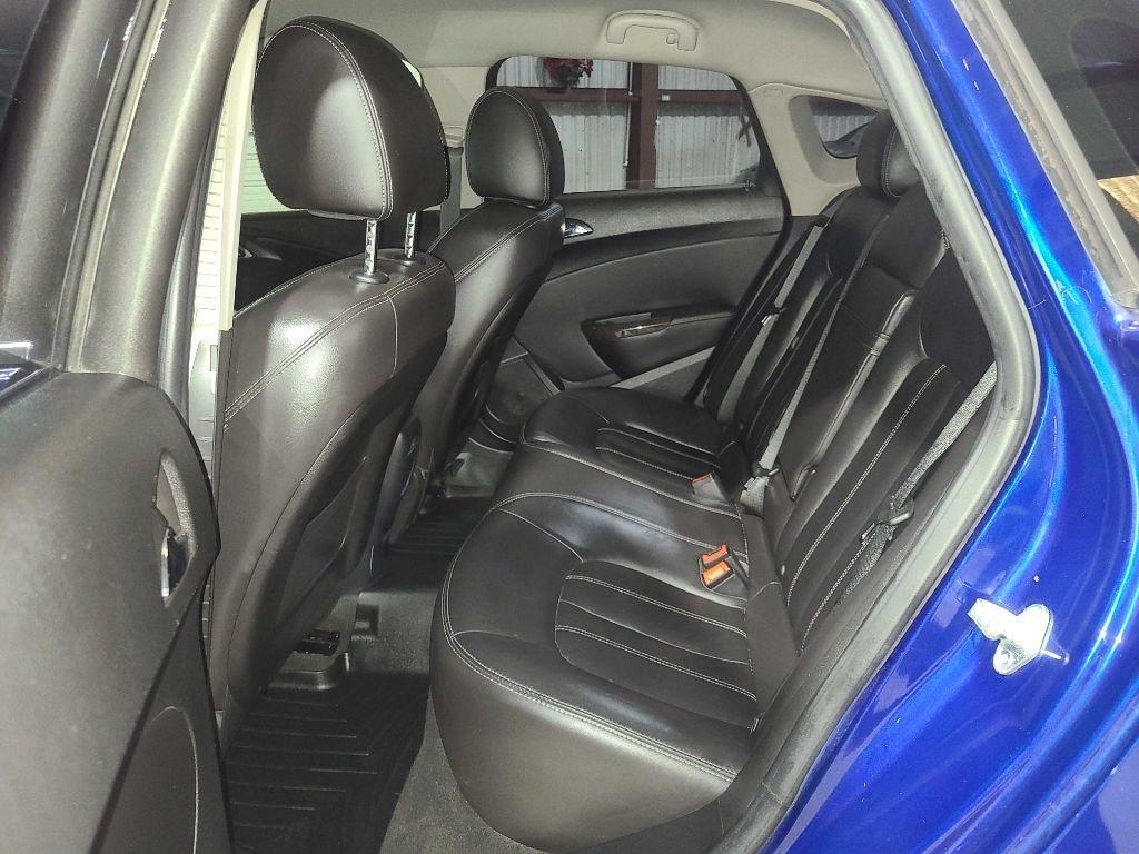 Buick Verano 4dr Sdn Leather Group 2014