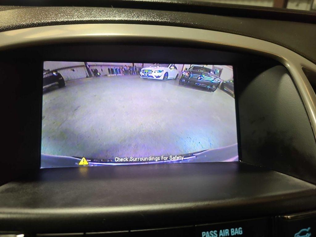 Buick Verano 4dr Sdn Leather Group 2014