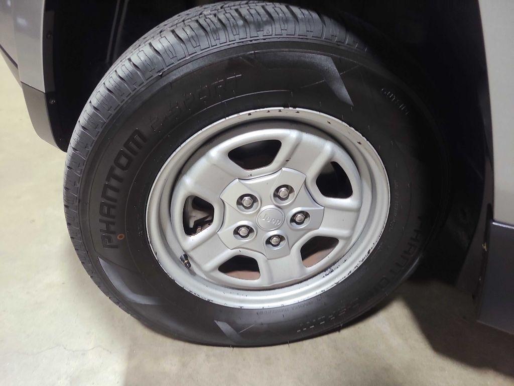 Jeep Patriot FWD 4dr Sport 2015