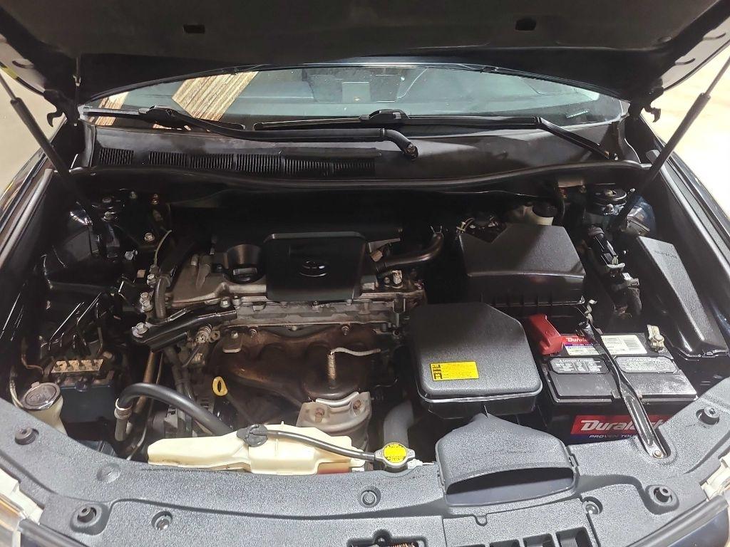 Toyota Camry 4dr Sdn I4 Auto XLE (Natl) 2013