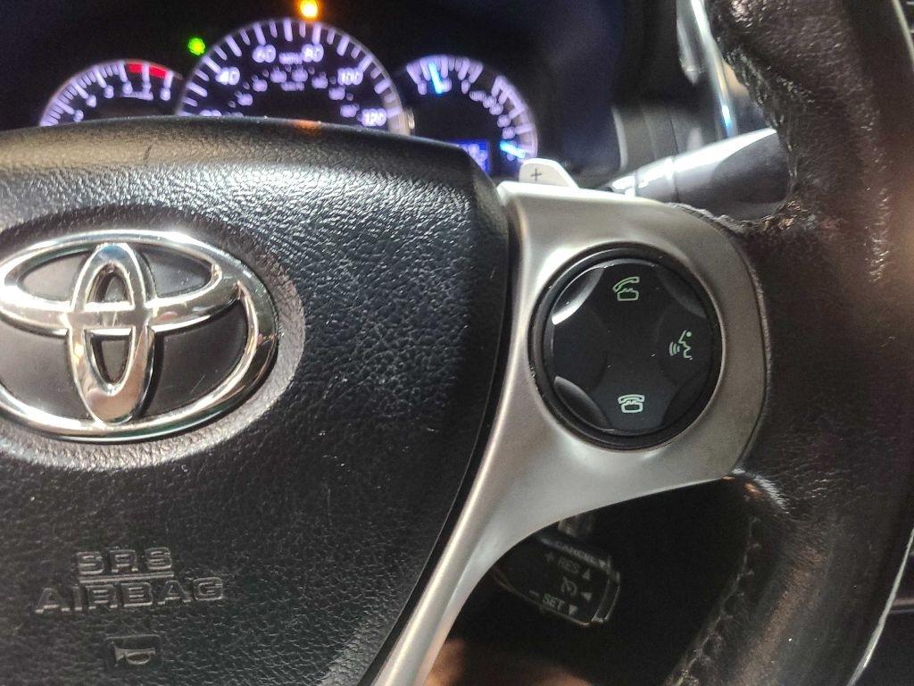 Toyota Camry 4dr Sdn I4 Auto XLE (Natl) 2013