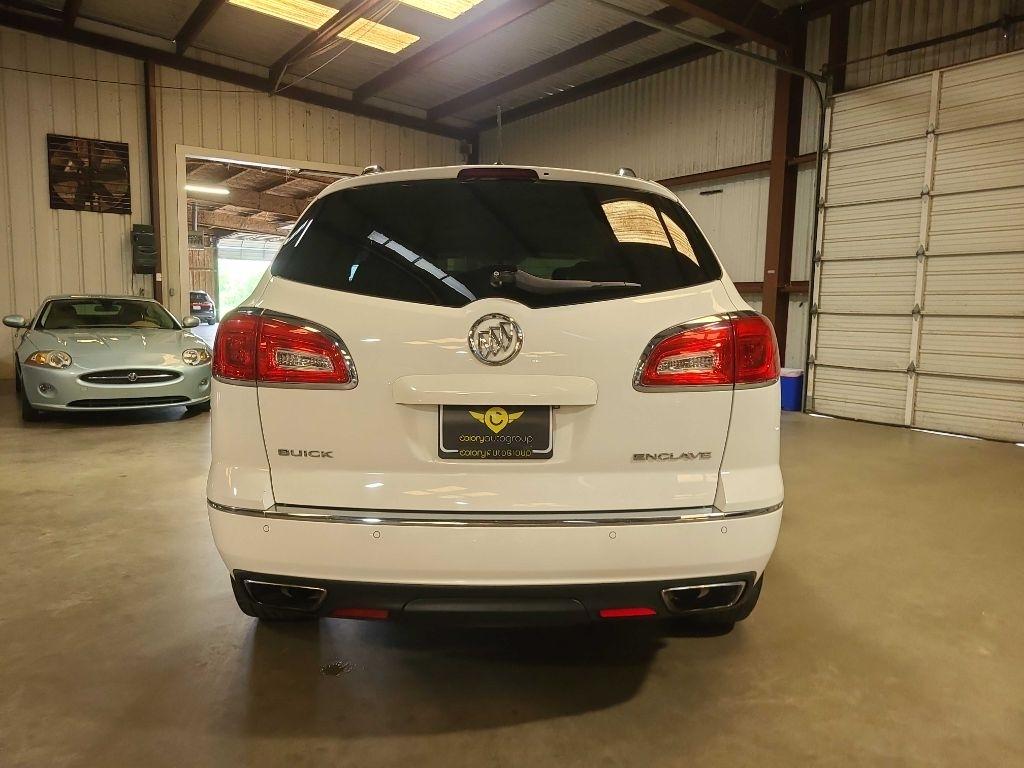 Buick Enclave FWD 4dr Convenience 2015
