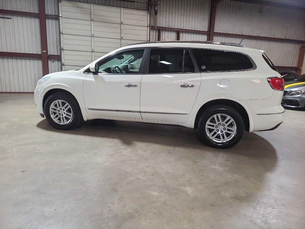 Buick Enclave FWD 4dr Convenience 2015
