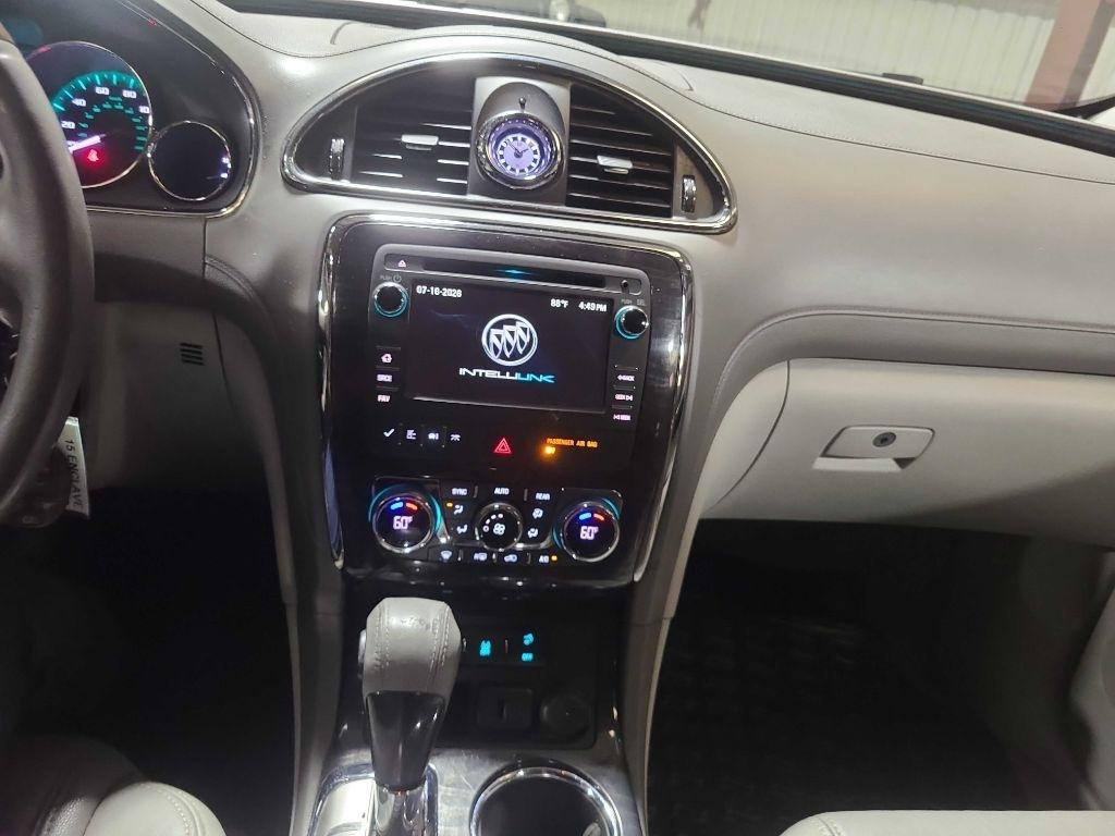 Buick Enclave FWD 4dr Convenience 2015