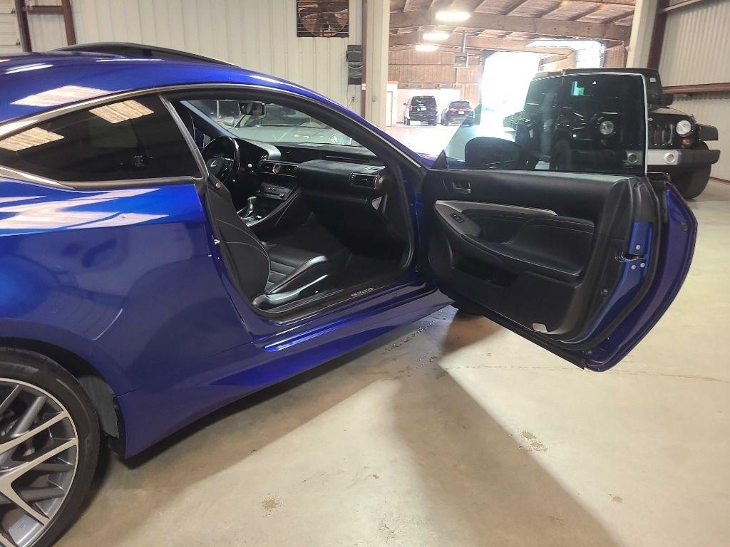 Lexus RC 200t 2dr Cpe 2016