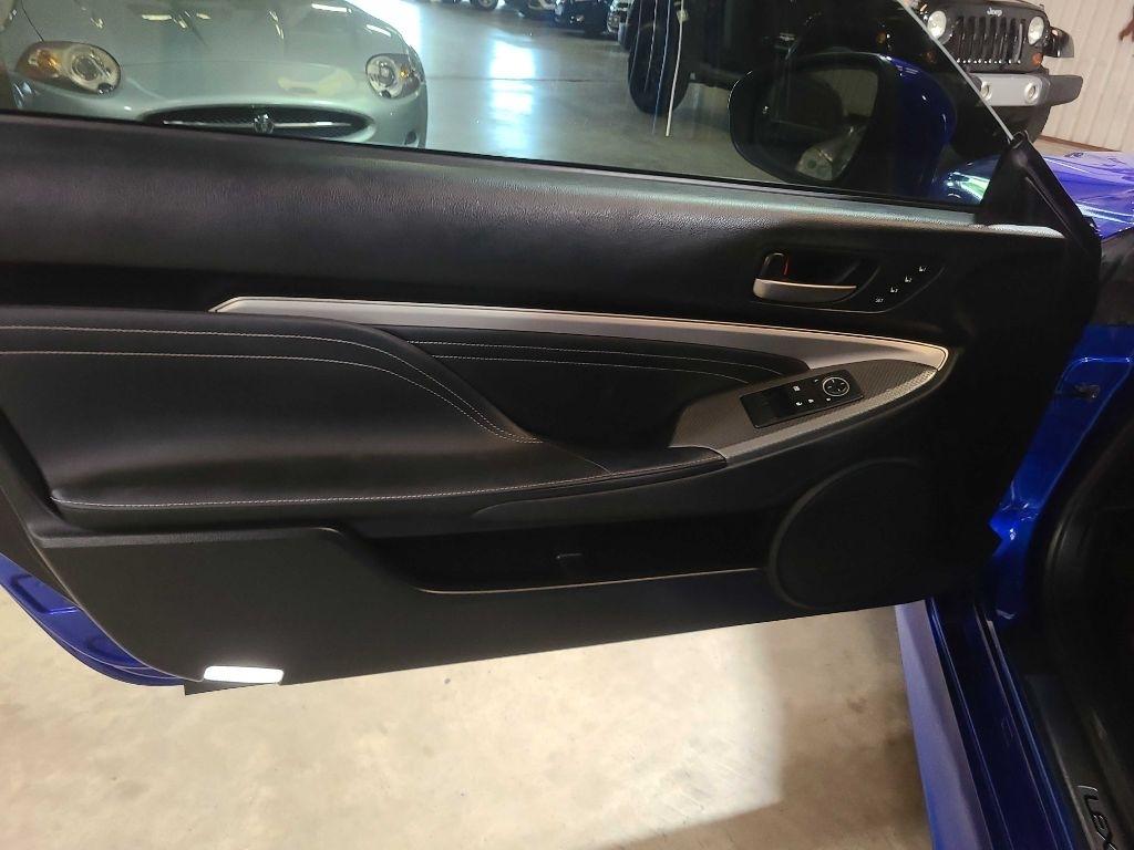 Lexus RC 200t 2dr Cpe 2016