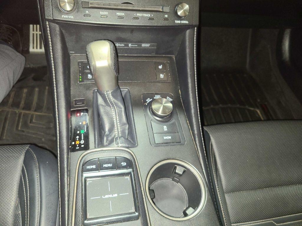Lexus RC 200t 2dr Cpe 2016