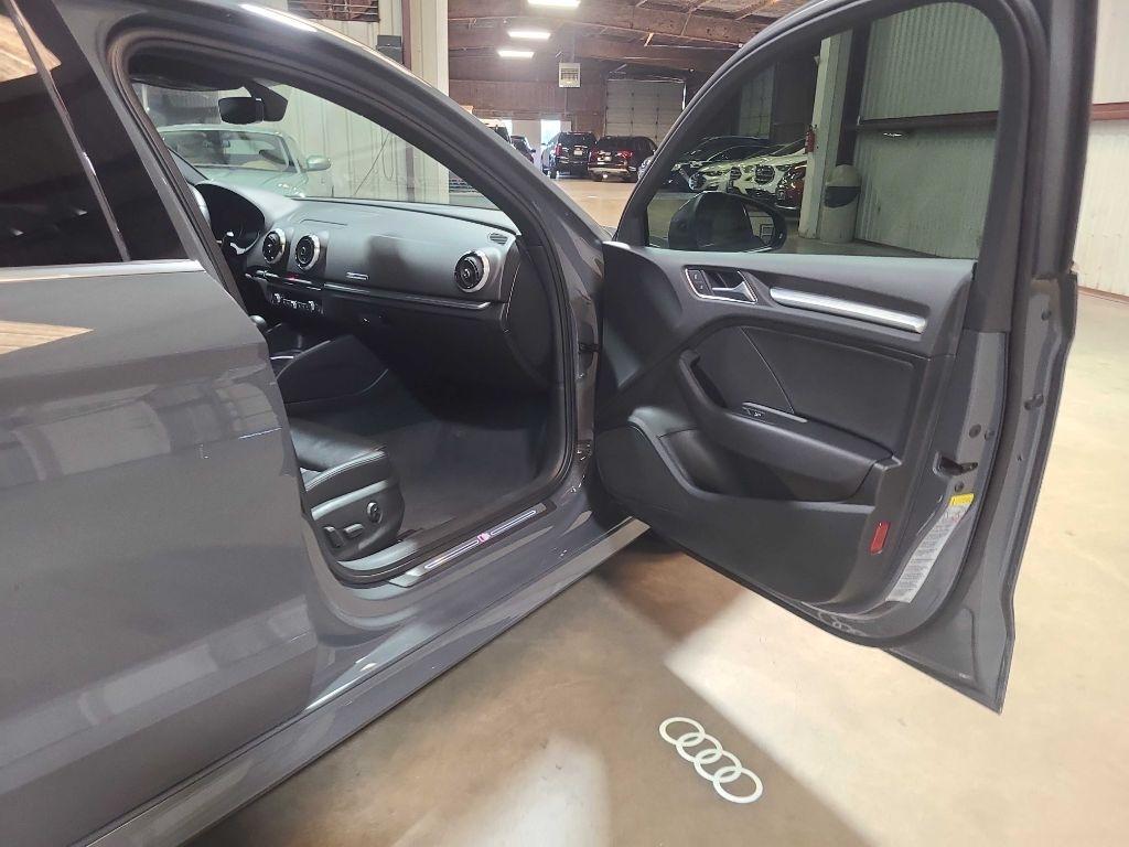 Audi A3 Sedan 2.0 TFSI Tech Premium Plus FWD 2018