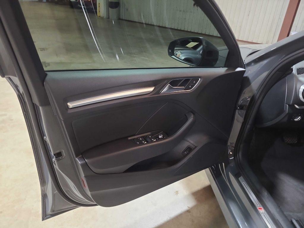 Audi A3 Sedan 2.0 TFSI Tech Premium Plus FWD 2018