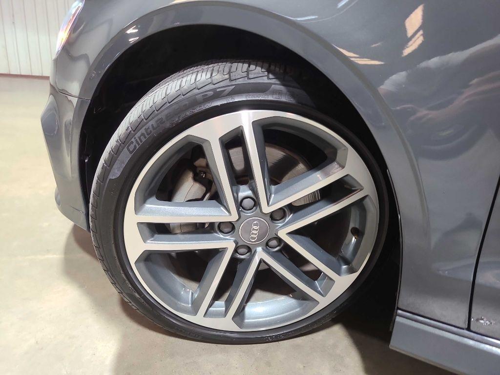 Audi A3 Sedan 2.0 TFSI Tech Premium Plus FWD 2018