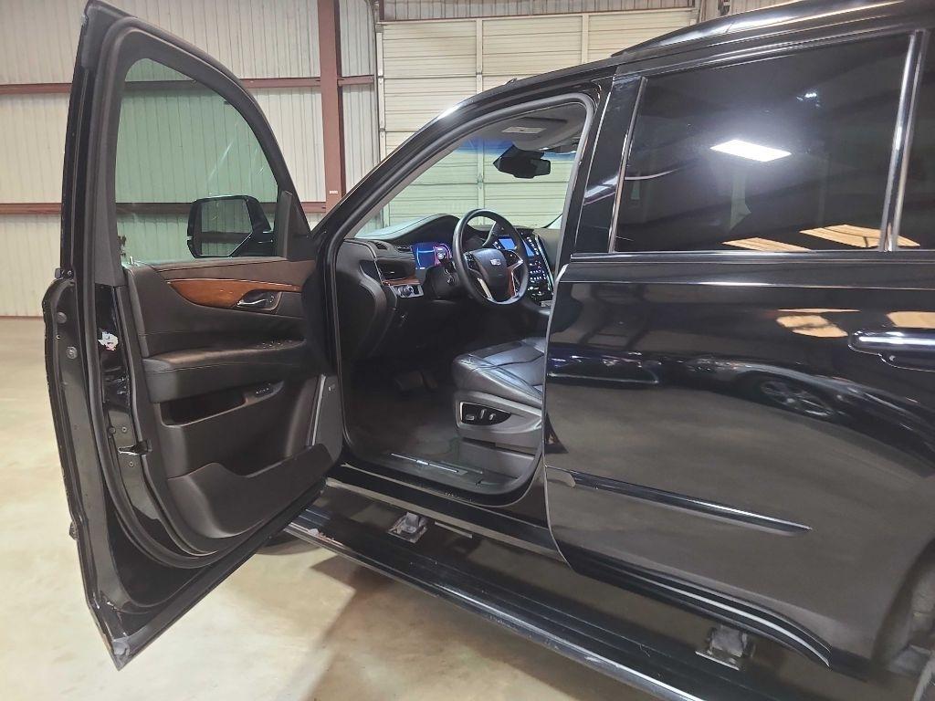 Cadillac Escalade 2WD 4dr Premium Collection 2016