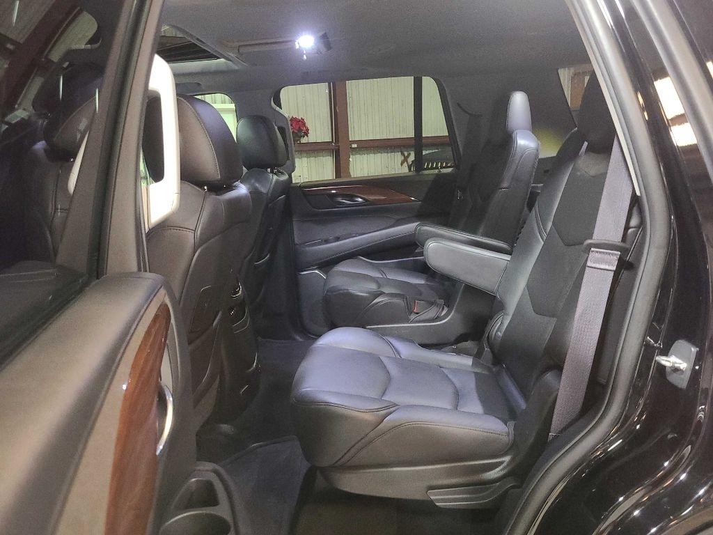 Cadillac Escalade 2WD 4dr Premium Collection 2016
