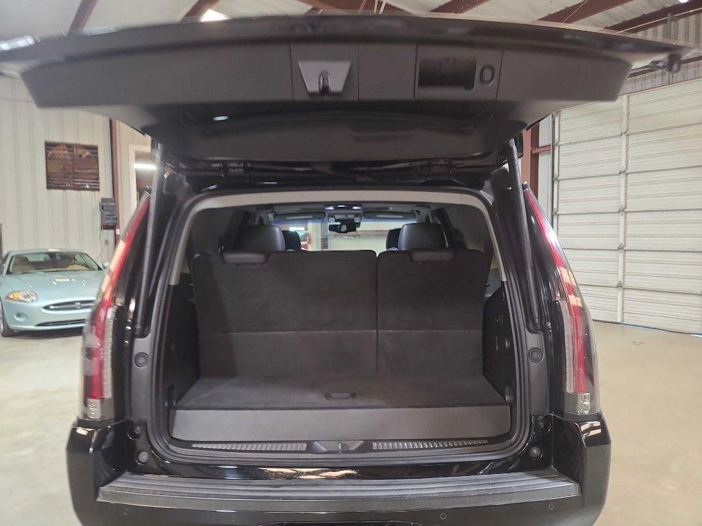 Cadillac Escalade 2WD 4dr Premium Collection 2016