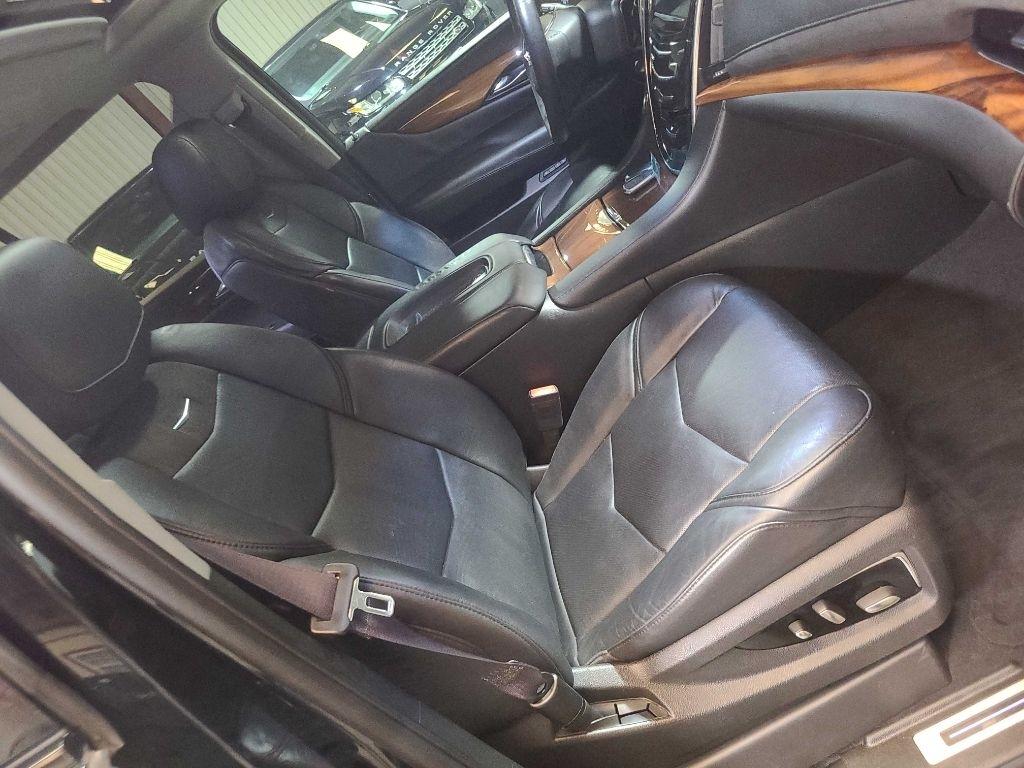Cadillac Escalade 2WD 4dr Premium Collection 2016