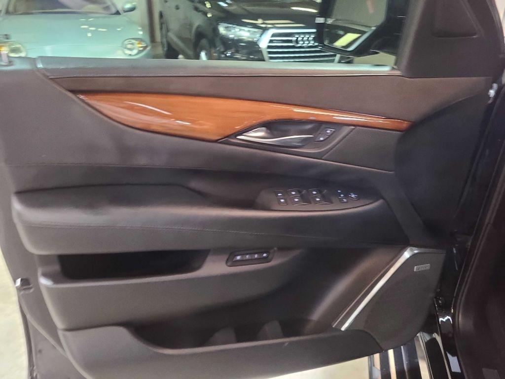 Cadillac Escalade 2WD 4dr Premium Collection 2016