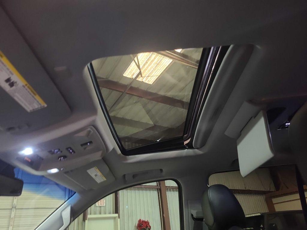 Cadillac Escalade 2WD 4dr Premium Collection 2016