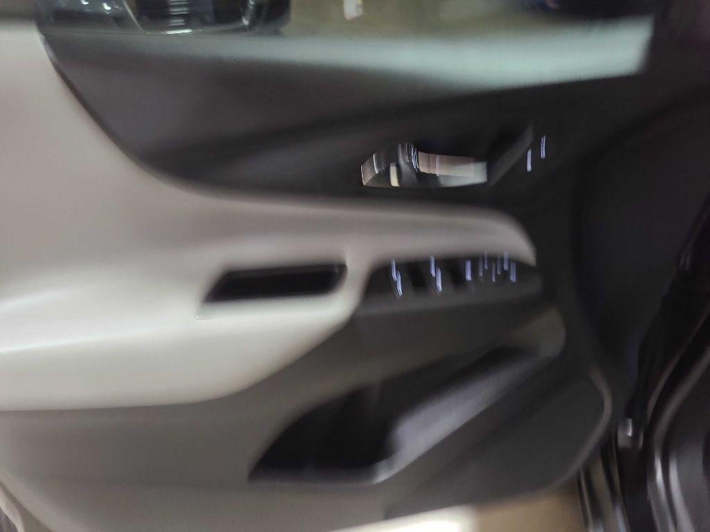 Chevrolet Equinox FWD 4dr LS w/1LS 2019
