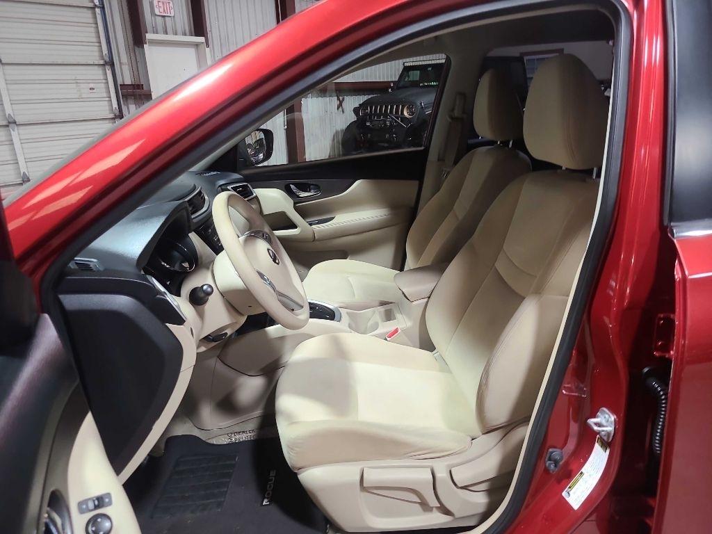 Nissan Rogue FWD 4dr S 2015