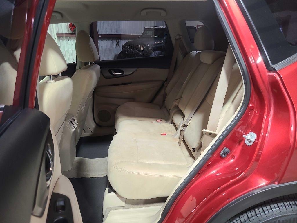 Nissan Rogue FWD 4dr S 2015