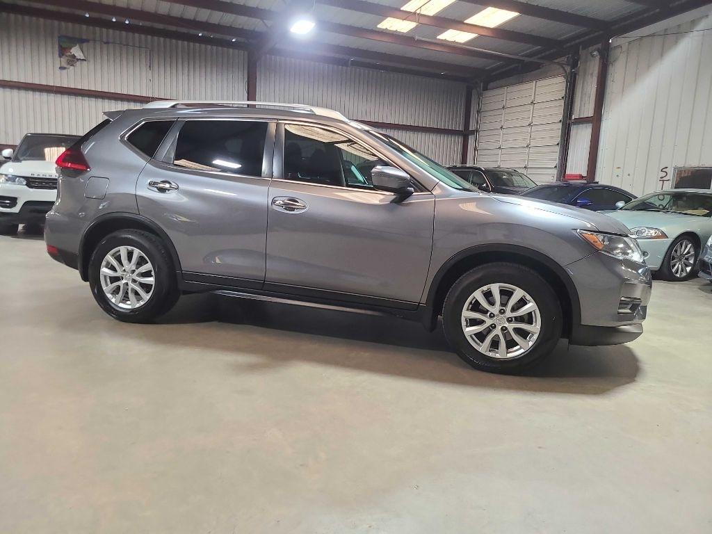 Nissan Rogue FWD SV 2020