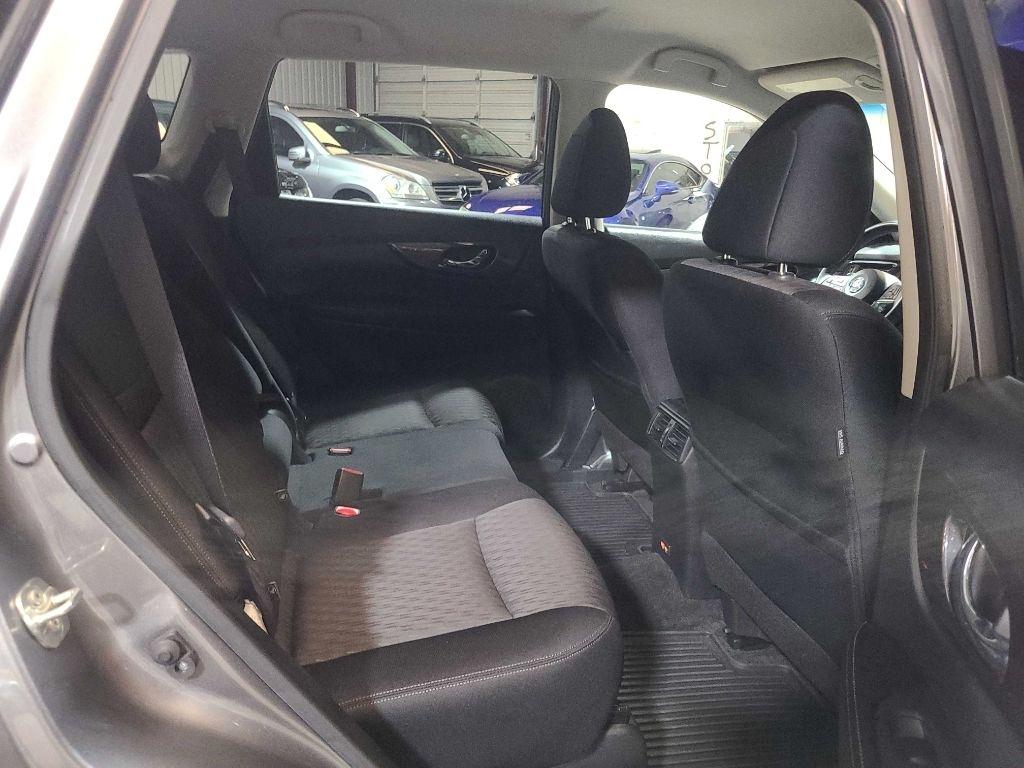 Nissan Rogue FWD SV 2020