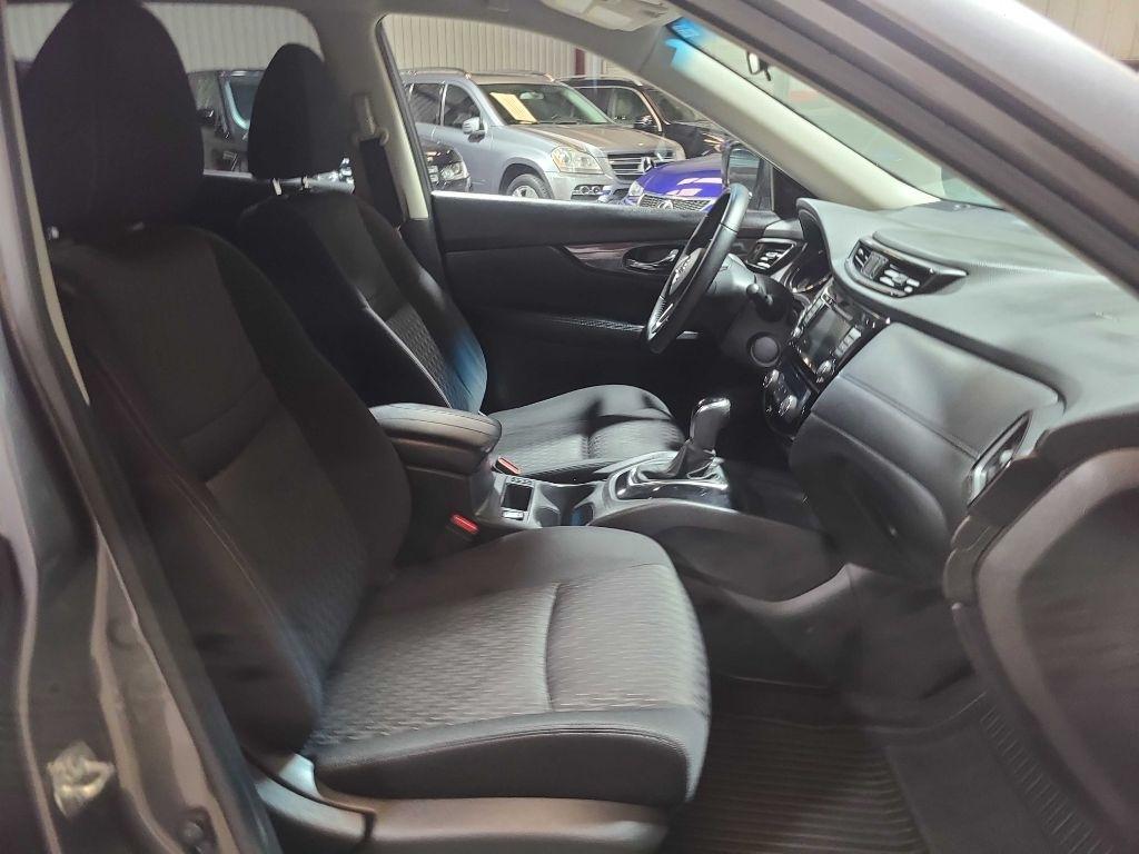 Nissan Rogue FWD SV 2020