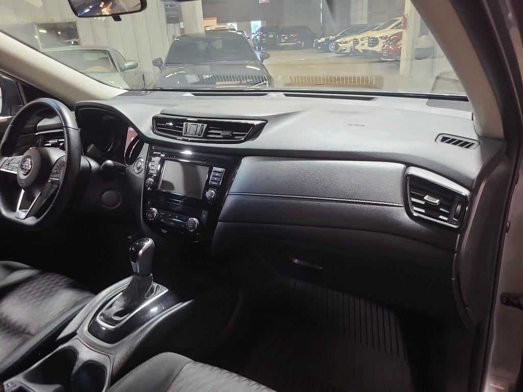 Nissan Rogue FWD SV 2020