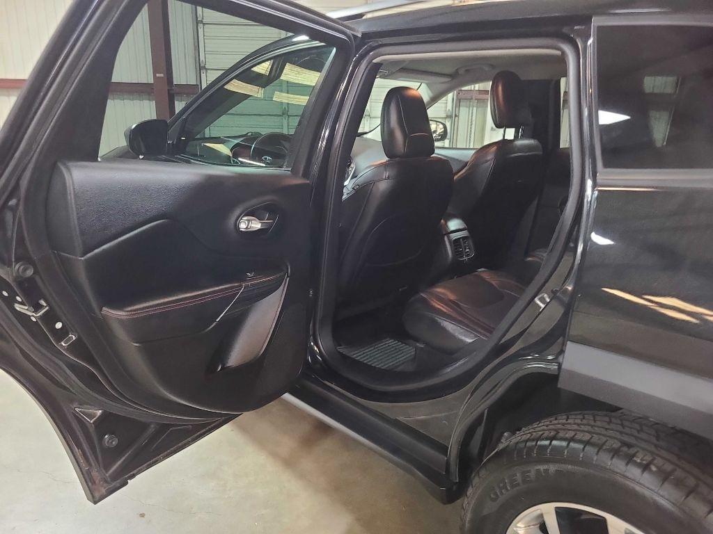 Jeep Cherokee 4WD 4dr Trailhawk 2014