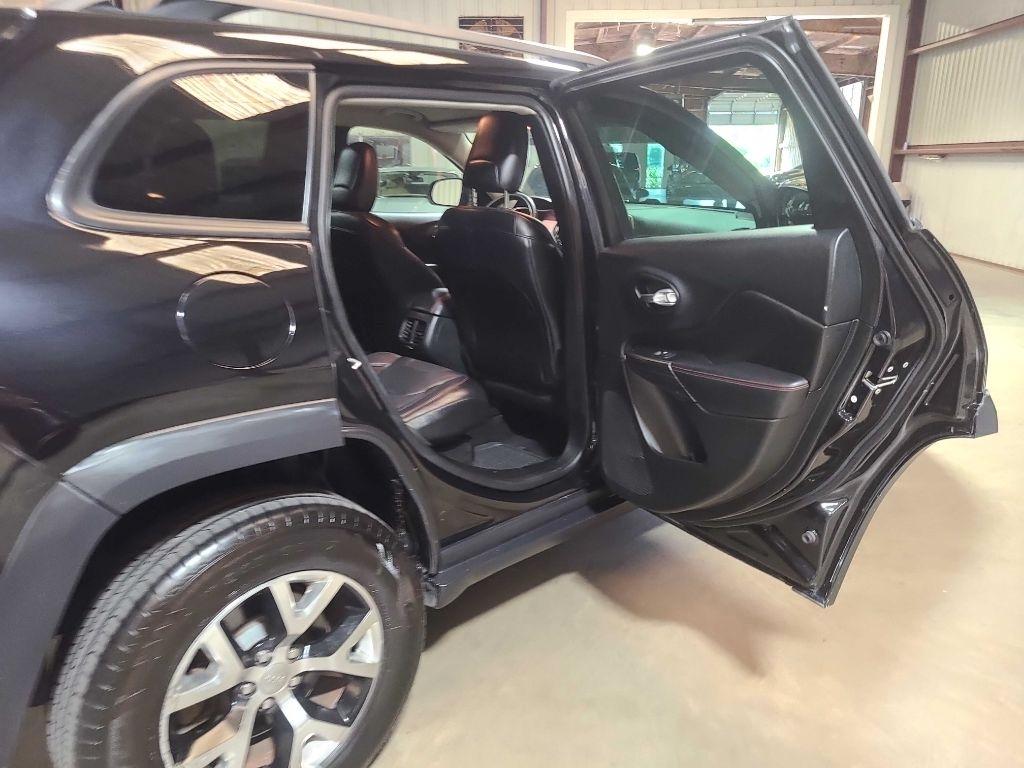 Jeep Cherokee 4WD 4dr Trailhawk 2014
