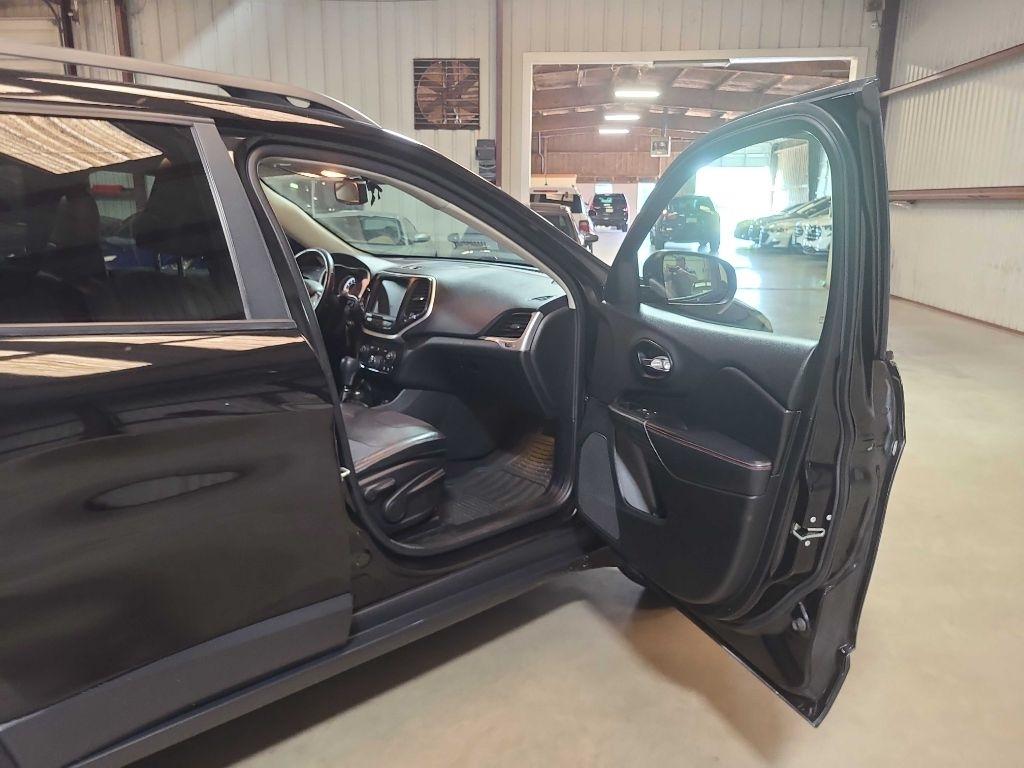 Jeep Cherokee 4WD 4dr Trailhawk 2014
