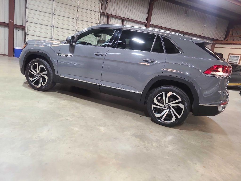 Volkswagen Atlas Cross Sport 3.6L V6 SEL Premium 4MOTION 2021