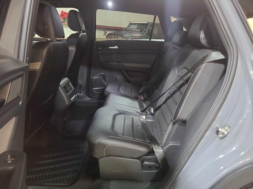 Volkswagen Atlas Cross Sport 3.6L V6 SEL Premium 4MOTION 2021