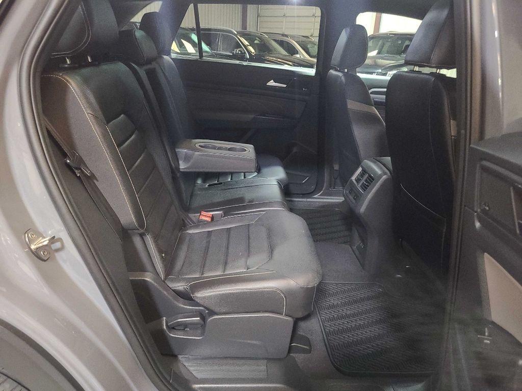 Volkswagen Atlas Cross Sport 3.6L V6 SEL Premium 4MOTION 2021