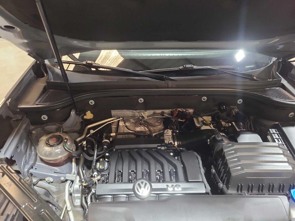 Volkswagen Atlas Cross Sport 3.6L V6 SEL Premium 4MOTION 2021