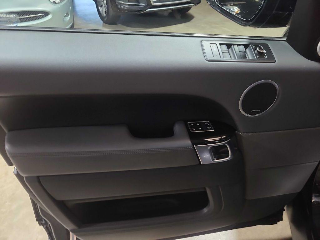 Land Rover Range Rover Sport 4WD 4dr Supercharged 2014